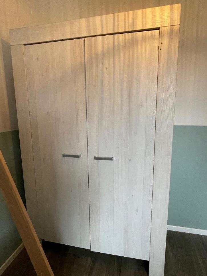 Baby-/kinder kledingkast gratis, Huis en Inrichting, Kasten | Kledingkasten, Gebruikt, 150 tot 200 cm, 100 tot 150 cm, 50 tot 75 cm