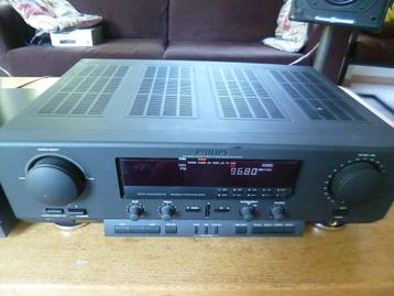 PHILIPS 70FR930/00S versterker/tuner 2x 75Watt; goed werkend beschikbaar voor biedingen
