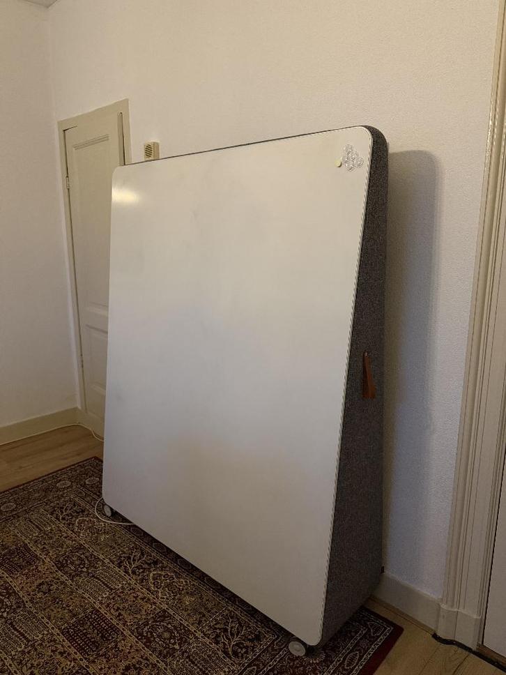 Cascando Trunk (Design Whiteboard & TV holder), Huis en Inrichting, Woonaccessoires | Kapstokken, Gebruikt, Overige typen, 150 tot 200 cm