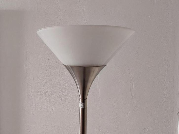Twee mooie, stalen design lampen (Premium Dutch Brand)., Huis en Inrichting, Lampen | Vloerlampen, Zo goed als nieuw, Minder dan 100 cm