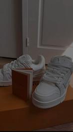 Louis Vuitton white trainers sneakers, Wit, Nieuw, Ophalen of Verzenden, Sneakers of Gympen