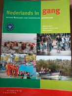 Boek, Nederlands in gang, Boeken, Ophalen of Verzenden, Zo goed als nieuw