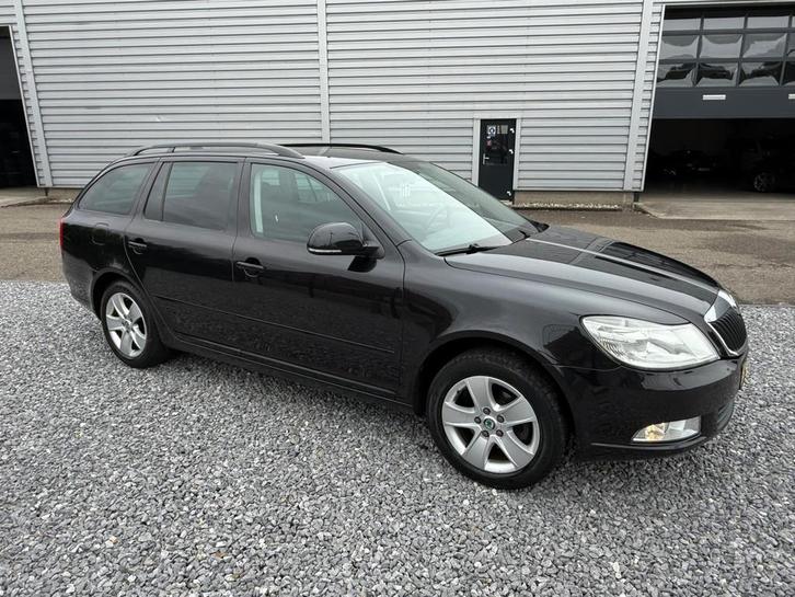 Skoda Octavia Combi 1.2 TSI Ambition Business Line, Auto's, Skoda, Bedrijf, Te koop, Octavia, ABS, Airbags, Airconditioning, Alarm