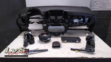 Airbag set + dashboard van een Fiat 500 beschikbaar voor biedingen