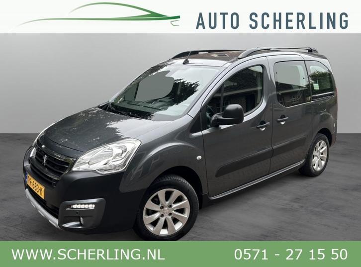 Peugeot Partner Tepee 1.2 110pk Navi, Camera, Trekhaak, Clim, Auto's, Peugeot, Bedrijf, Partner Tepee, ABS, Achteruitrijcamera