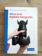 Boek Alles over digitale fotografie, van Consumentenbond, Maartje Heymans, Ophalen of Verzenden, Fotograferen en Filmen, Zo goed als nieuw