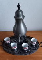 Daalderop tinnen kraantjeskan met kopjes, Ophalen of Verzenden