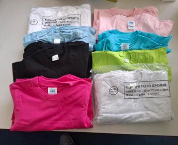 100 Baby T.shirts in diverse kleuren en maten  beschikbaar voor biedingen