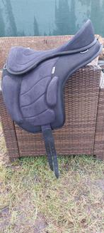Boomloos zadel Freemax 17,5 inch, Dieren en Toebehoren, Ophalen, Zo goed als nieuw, Dressuur