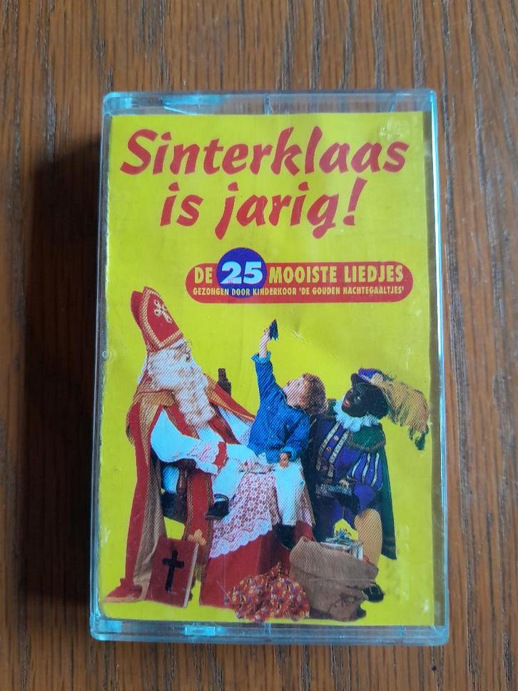 Sinterklaas is jarig ! 25 mooiste liedjes cassette, Cd's en Dvd's, Cassettebandjes, Gebruikt, Origineel, Kinderen en Jeugd, 1 bandje
