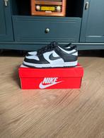 Nike dunk low panda maat 40, Kleding | Dames, Nieuw, Nike, Ophalen of Verzenden, Sneakers of Gympen