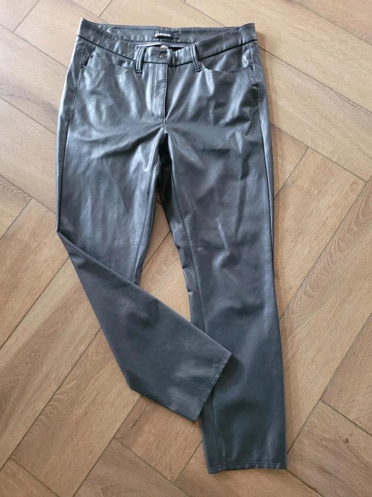 Prachtige leren broek van Cambio, maat 42, Kleding | Dames, Broeken en Pantalons, Zo goed als nieuw, Maat 42/44 (L), Grijs, Lang