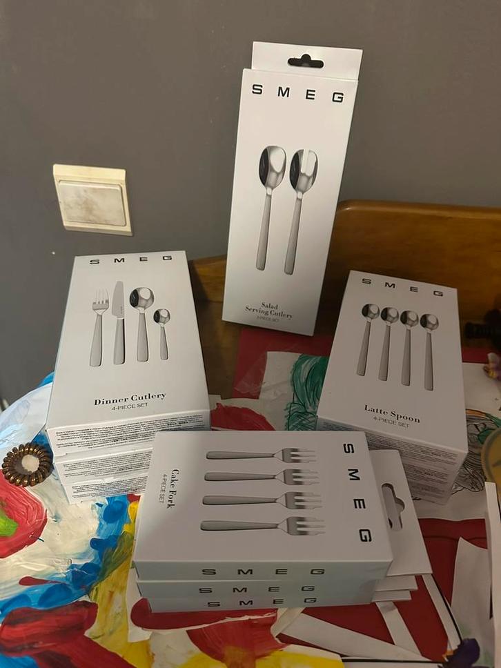 SMEG bestek, Huis en Inrichting, Keuken | Bestek, Nieuw, Bestekset, Rvs of Chroom, Vaatwasserbestendig, Ophalen of Verzenden