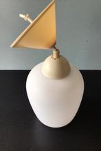 2 vintage hanglampen, Huis en Inrichting, Minder dan 50 cm, Glas, Gebruikt, Ophalen of Verzenden