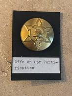 Officier en opzichter fortificatiën embleem, Verzamelen, Ophalen of Verzenden, Landmacht, Nederland, Embleem of Badge
