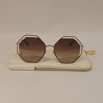 Chloe CE 132S Retro Dames Zonnebril | in hoes beschikbaar voor biedingen
