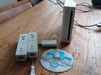 Nintendo Wii + Mario kart + 2 controllers + Wii 2 HDMI, Spelcomputers en Games, Spelcomputers | Nintendo Wii, Ophalen of Verzenden