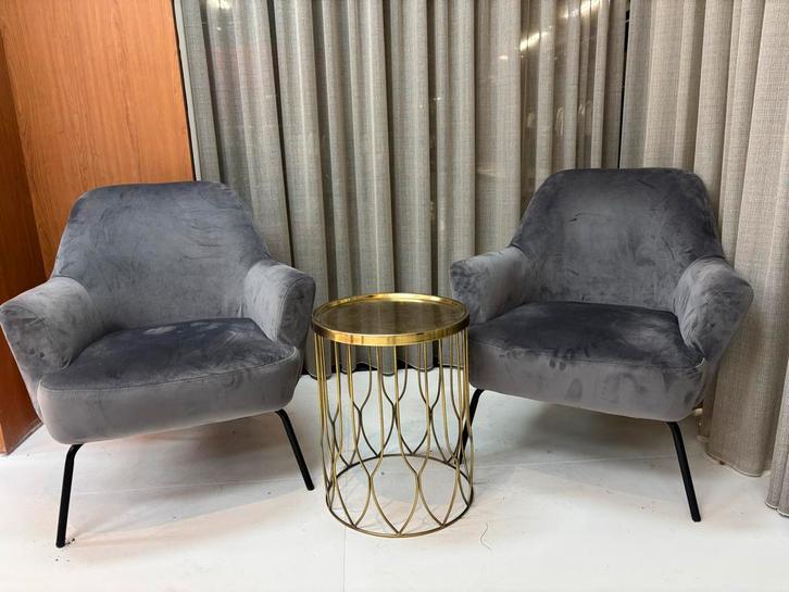 2pcs Grijze Velvet Fauteuil met salontafel, Huis en Inrichting, Fauteuils, Nieuw, Stof, 50 tot 75 cm, Minder dan 75 cm, Ophalen