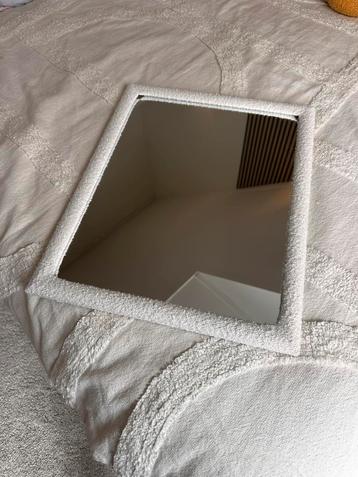 Spiegel teddy 40*50cm beschikbaar voor biedingen