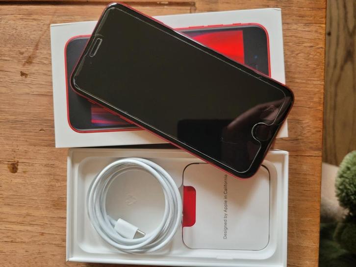 Apple iPhone SE (2e generatie), Telecommunicatie, Mobiele telefoons | Apple iPhone, Gebruikt, 64 GB, Overige modellen, Rood, Ophalen of Verzenden