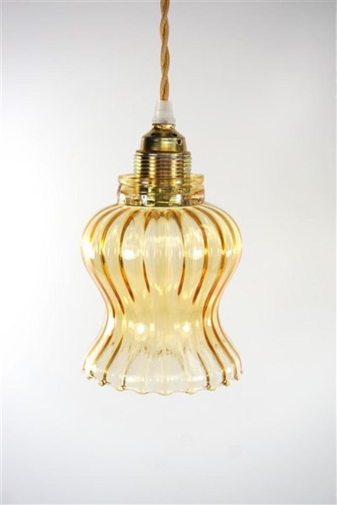 Vintage glazen lampenkap tulp amber, Huis en Inrichting, Lampen | Lampenkappen, Zo goed als nieuw, Minder dan 25 cm, Rond, Bruin