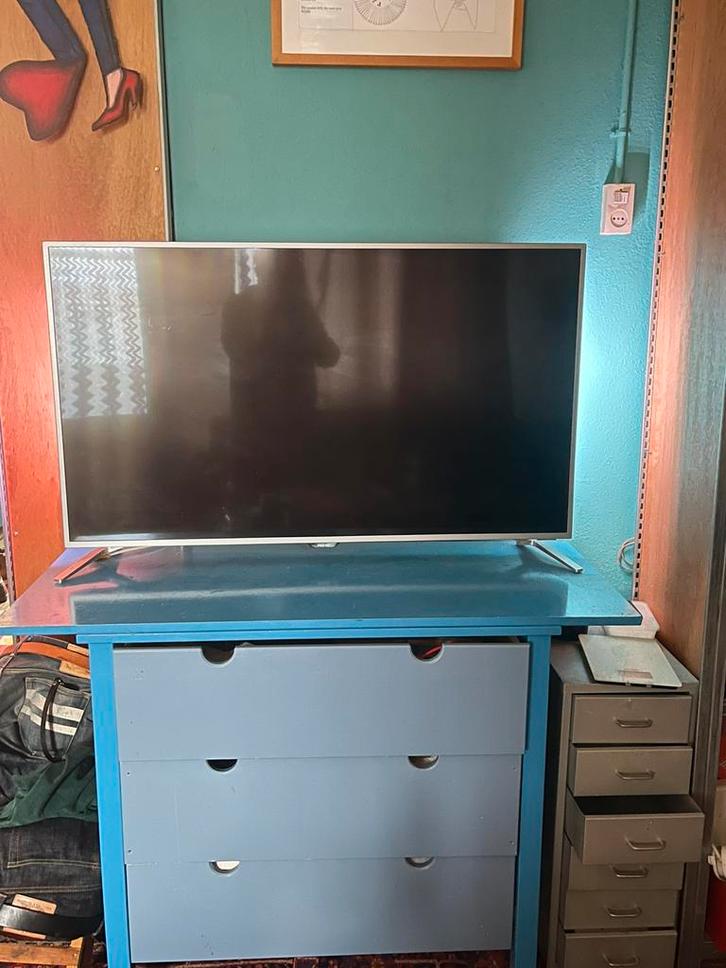 Philips tv 49” 49pus6501, Huis en Inrichting, Kasten | Lockerkasten, Zo goed als nieuw, Ophalen