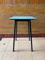 Vintage bijzettafel met blauw blad, Minder dan 55 cm, Gebruikt, Vierkant, Hout