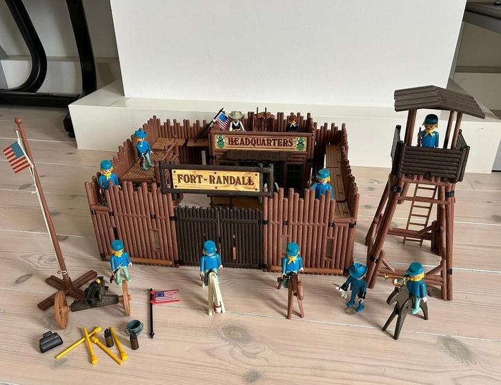 Playmobil Fort (3069508) incl paarden/poppetjes), Verzamelen, Speelgoed, Zo goed als nieuw, Verzenden