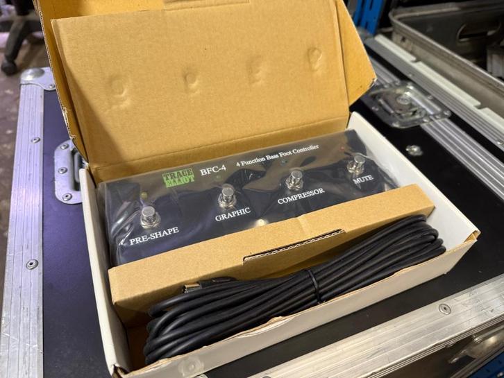 Trace Elliot BFC-4 4 function Bass Foot Controller, Muziek en Instrumenten, Effecten, Gebruikt, Ophalen of Verzenden