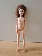Barbie pop mattel gehoorapparaat doof bruin haar, Ophalen of Verzenden, Zo goed als nieuw, Barbie