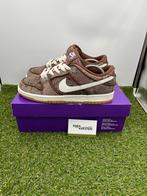 Nike dunk low SB Brown Paisley 41, Kleding | Heren, Schoenen, Ophalen of Verzenden, Bruin, Zo goed als nieuw, Sneakers of Gympen