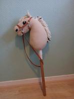 Stokpaard met hoofdstel, Ophalen, Nieuw