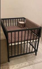 TWF Box Romeo Zwart incl. matras en accessoires, Ophalen of Verzenden, Zo goed als nieuw, Vierkant, In hoogte verstelbaar