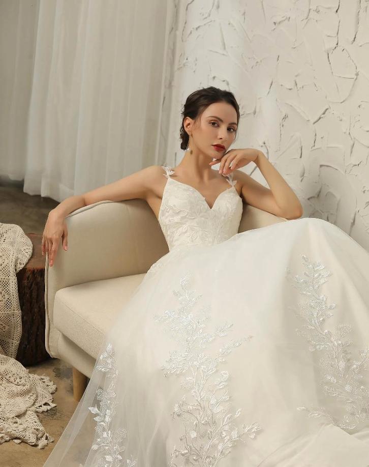 Betaalbare bruidsjurken al vanaf 179 euro - NIEUW, Kleding | Dames, Trouwkleding en Trouwaccessoires, Nieuw, Trouwjurk, Wit, Ophalen