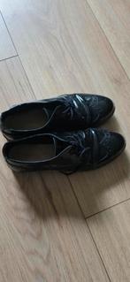 Zwarte nette lak schoenen met veters - Maat 39, Ophalen of Verzenden, Gedragen, Zwart