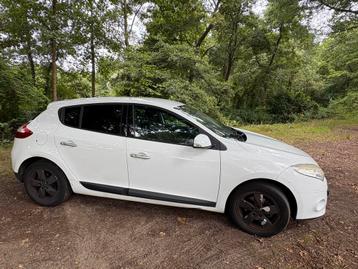 Renault Mégane 1.6 16V 81KW HB 2010 Wit beschikbaar voor biedingen