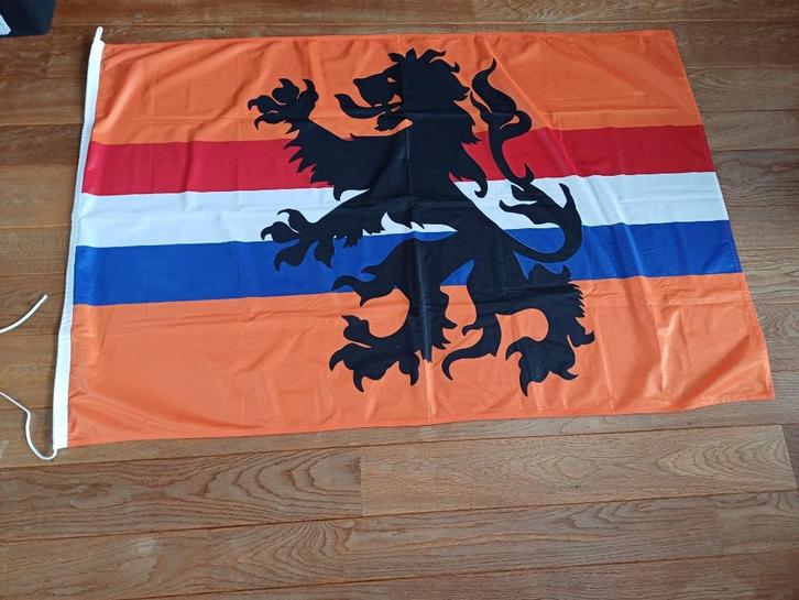 Nederlandse vlag met Leeuw, Diversen, Vlaggen en Wimpels, Zo goed als nieuw, Ophalen of Verzenden