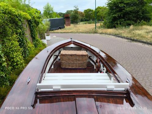 Electrische boot - Charmant - Vaarklaar - Reisklaar, Watersport en Boten, Sloepen, Gebruikt, Tot 10 pk, 3 tot 6 meter, Buitenboordmotor