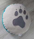 Saartje Prum - Rond Kussen - Pawn Print/Hondenpoot NIEUW, Huis en Inrichting, Woonaccessoires | Kussens, Ophalen of Verzenden