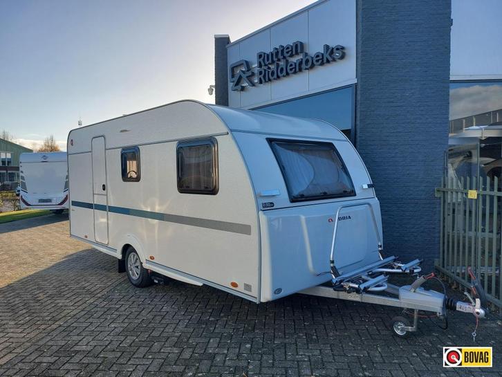Adria Aviva 492 LU Truma, Caravans en Kamperen, Caravans, Bedrijf, tot en met 4, 1000 - 1250 kg, Standaardzit, Adria, Dwarsbed
