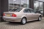 BMW 5 Serie 528i Executive - Dealer ond. | Orgineel NL, Auto's, Oldtimers, Automaat, 12 maanden, 194 pk, Beige
