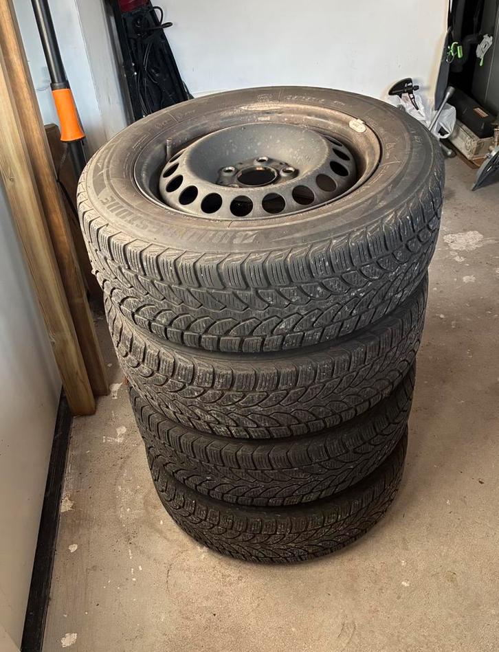 Winterbanden op stalen velg, Auto diversen, Autosport-onderdelen, Gebruikt, Ophalen
