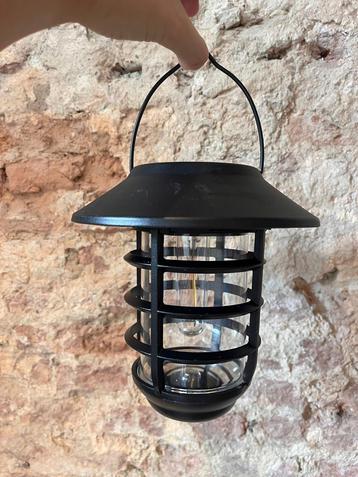 Set van 3 solar tuinlantaarns, zwart metaal (nieuwprijs €75) beschikbaar voor biedingen