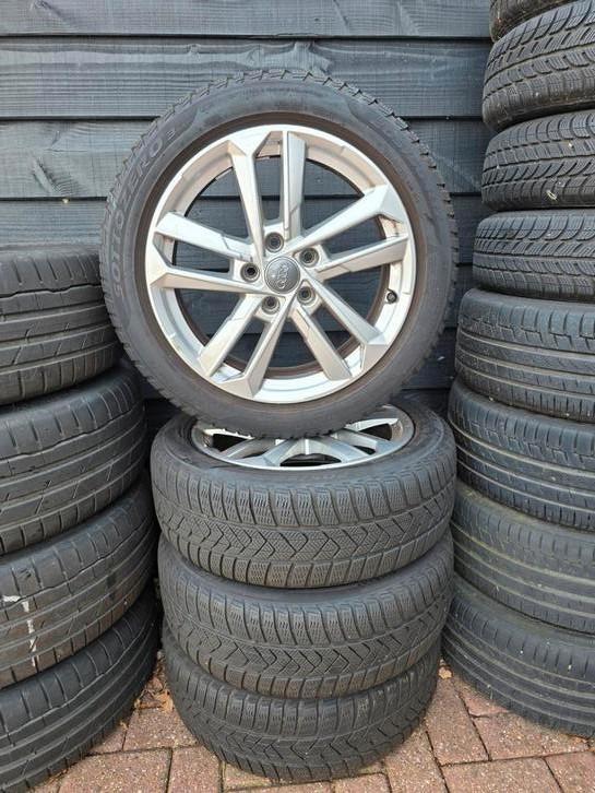 Net origineel 17 inch winterset Audi A3 2020-2022, Auto-onderdelen, Banden en Velgen, Banden en Velgen, Winterbanden, 17 inch
