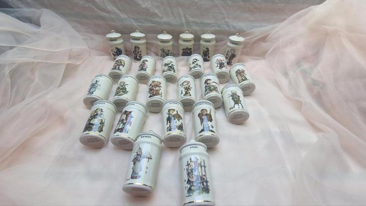 M.J. Hummel Kruidenpotjes - Complete Set Goebel, Huis en Inrichting, Keuken | Keukenbenodigdheden, Zo goed als nieuw, Ophalen of Verzenden