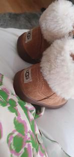 Uggs maatje 20.5 verkocht, Kinderen en Baby's, Babykleding | Schoentjes en Sokjes, Ophalen of Verzenden, Zo goed als nieuw, Schoentjes