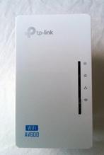 TP-LINK TL-WPA4220 / 300Mbps WiFi powerline-extender 2 stuks, Ophalen of Verzenden, Zo goed als nieuw