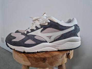 Mizuno Sky Medal mt 45 beschikbaar voor biedingen