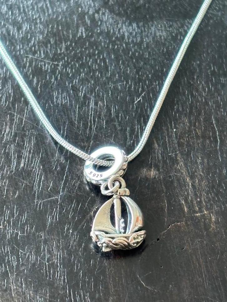 Zilveren Bootje Bedel, past Pandora met verzilverde ketting, Sieraden, Tassen en Uiterlijk, Kettingen, Nieuw, Zilver, Verzenden
