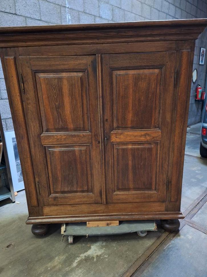Antieke eiken kast met slot, Antiek en Kunst, Antiek | Meubels | Kasten, Ophalen